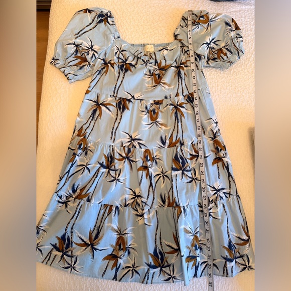 Melloday Light Blue Palm Print Puff Sleeve Dress with Pockets — Size XL - Picture 3 of 10